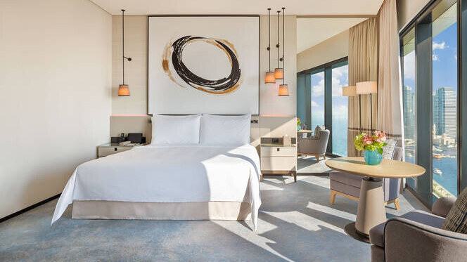 Club Marina City View Room, Unique Privileges